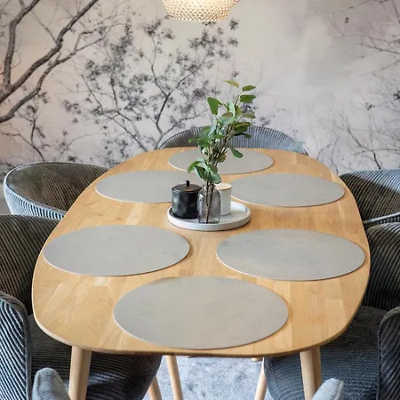 Heimbi-home No 3 I 4-6 Personen I Europapark I Family I Garten I Parkplatz I E-ladestation Apartment *